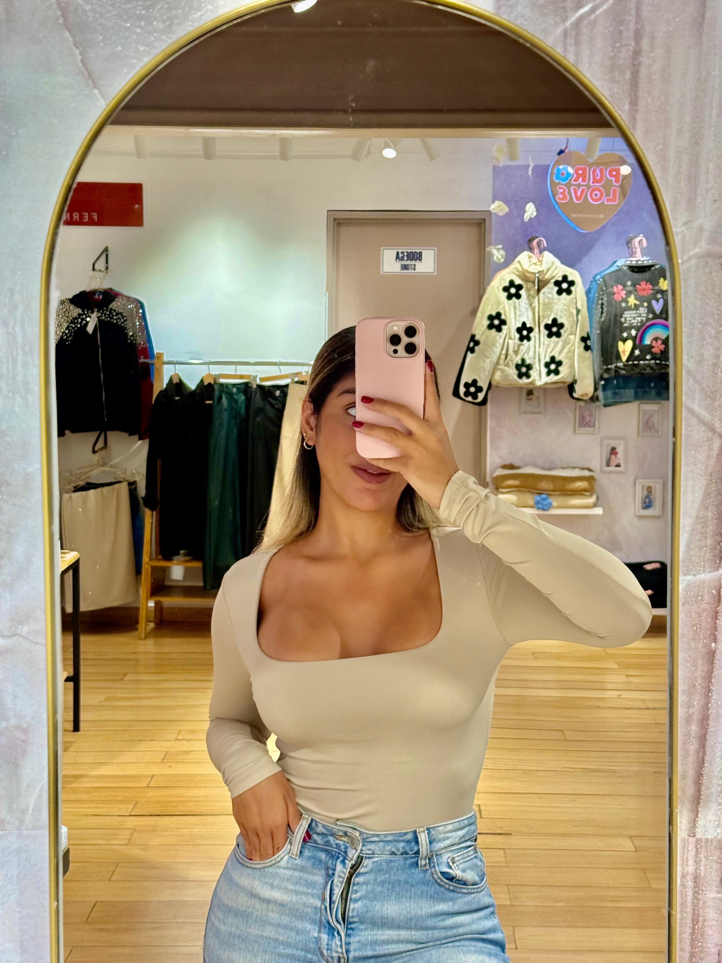 Body Florencia Blanco